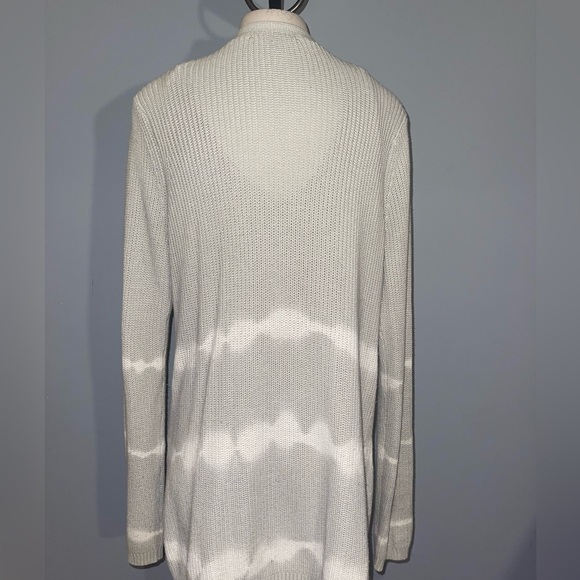 Open-Front Cardigan in Gray and White Belle by Belldini woman’s medium sweater - Picture 2 of 6